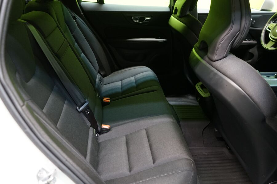 Volvo V60 Cross Country vaihtoauto