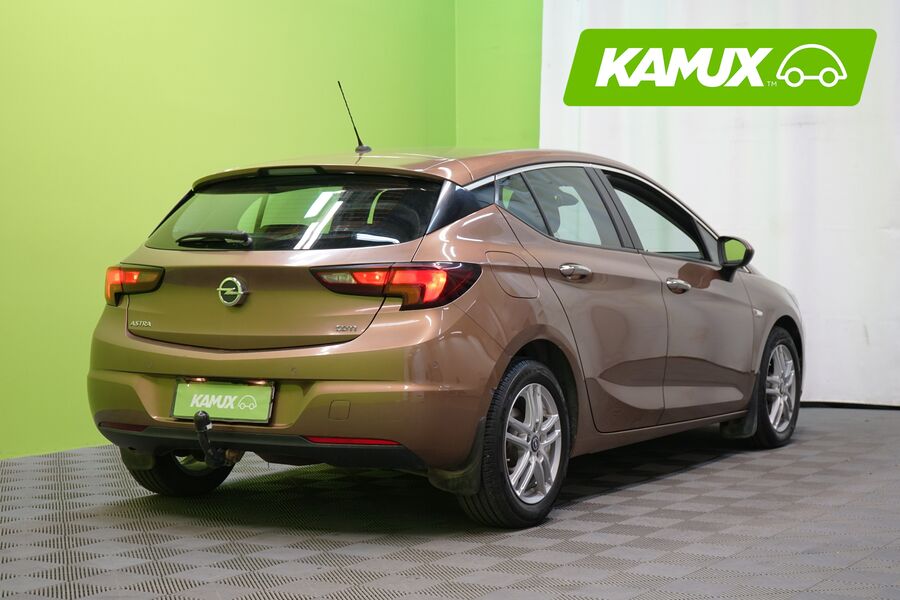 Opel Astra vaihtoauto