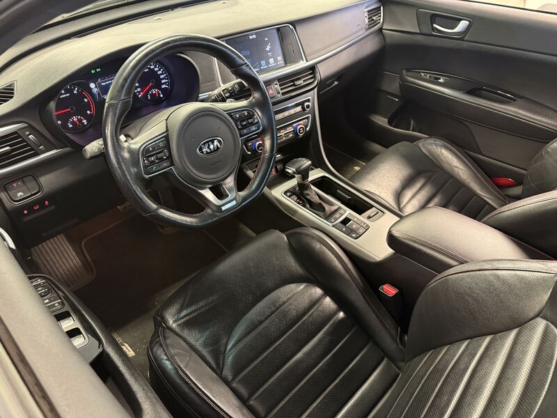 Kia Optima vaihtoauto