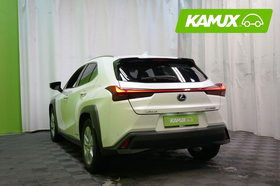 Lexus UX vaihtoauto