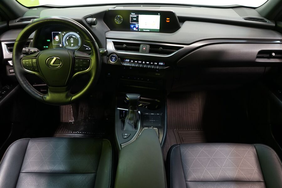 Lexus UX vaihtoauto