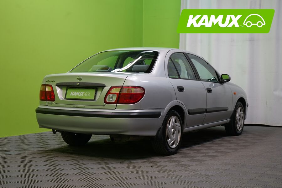 Nissan Almera vaihtoauto