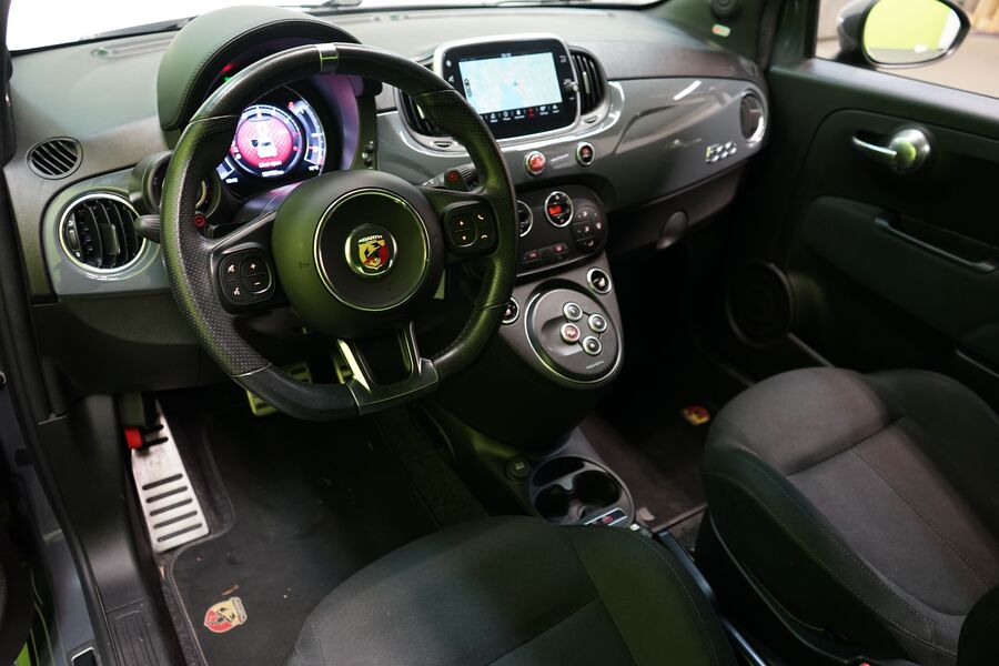 Fiat-Abarth 500 vaihtoauto