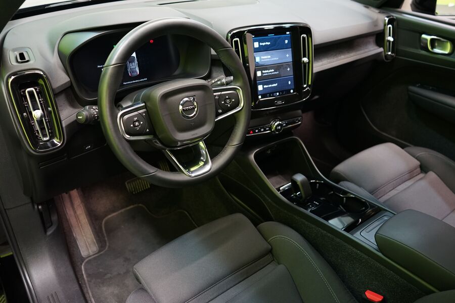 Volvo C40 vaihtoauto