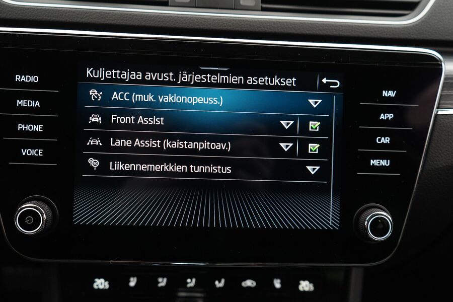 Skoda Superb vaihtoauto