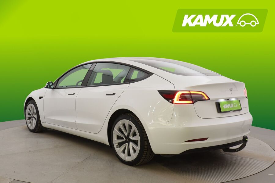 Tesla Model 3 vaihtoauto