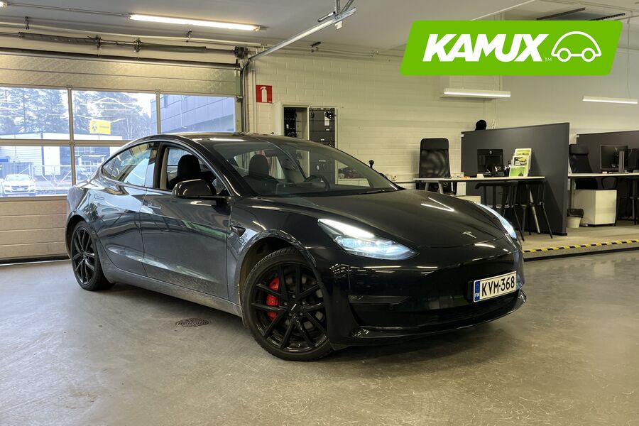 Tesla Model 3 vaihtoauto