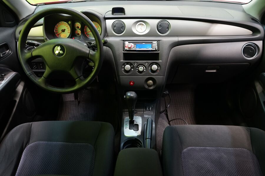 Mitsubishi Outlander vaihtoauto