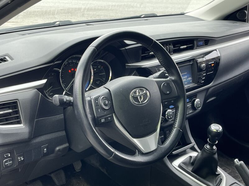 Toyota Corolla vaihtoauto