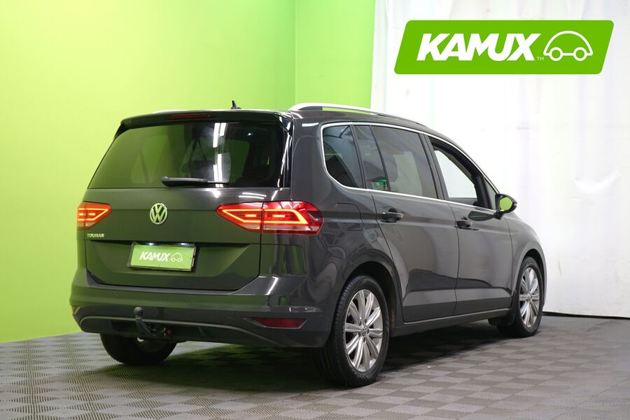 Volkswagen Touran vaihtoauto