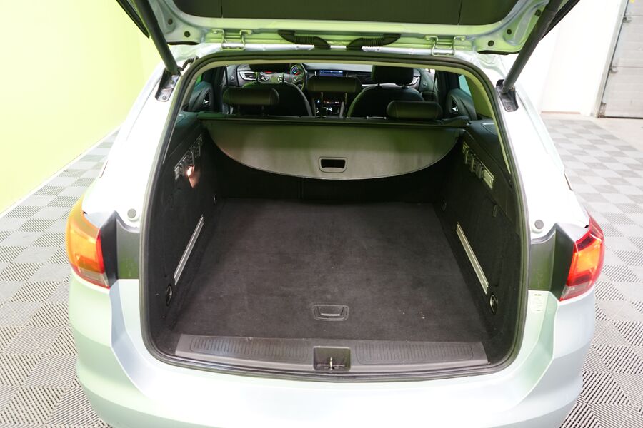 Opel Astra vaihtoauto