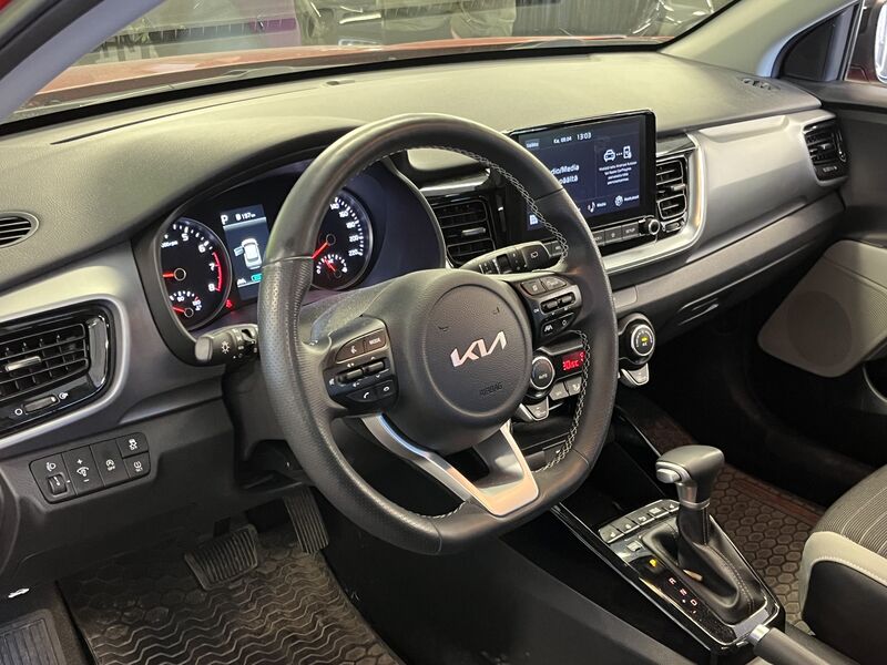 Kia Stonic vaihtoauto