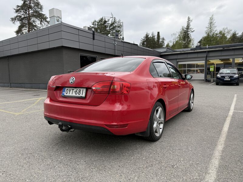 Volkswagen Jetta vaihtoauto