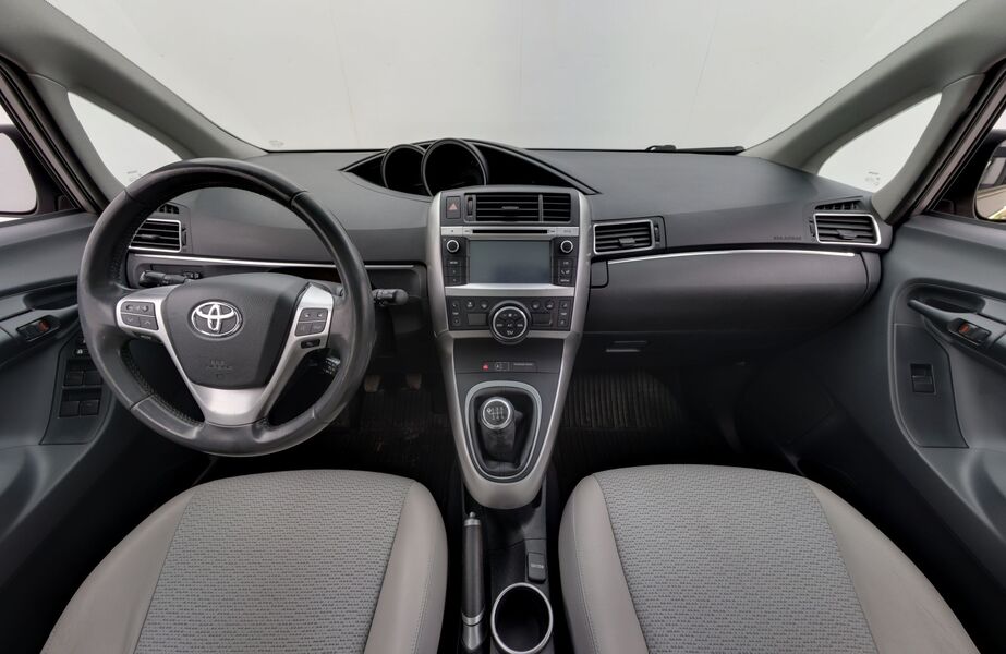 Toyota Verso vaihtoauto