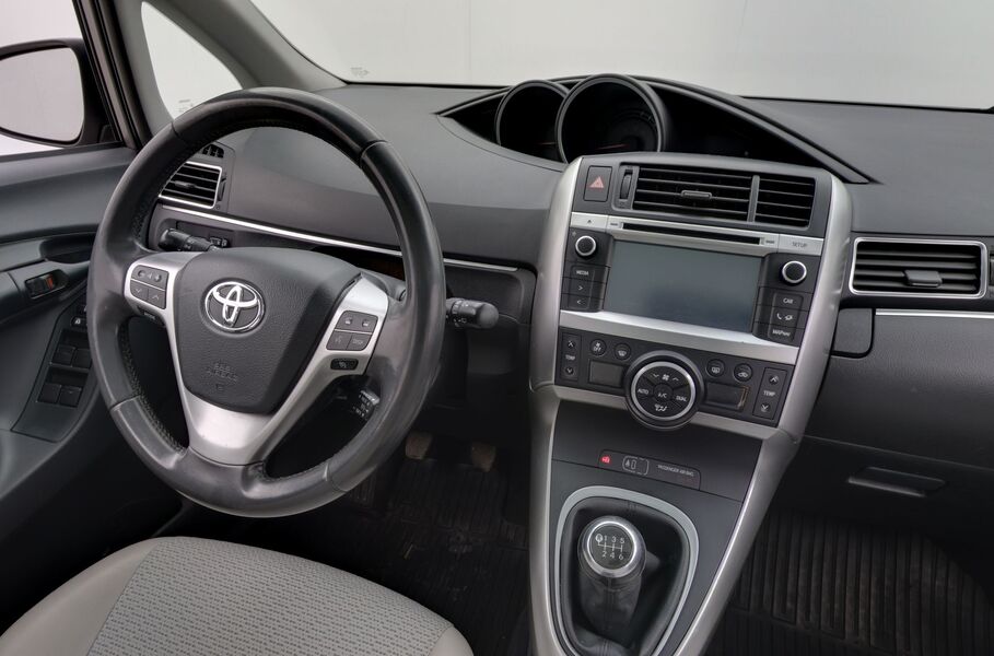 Toyota Verso vaihtoauto