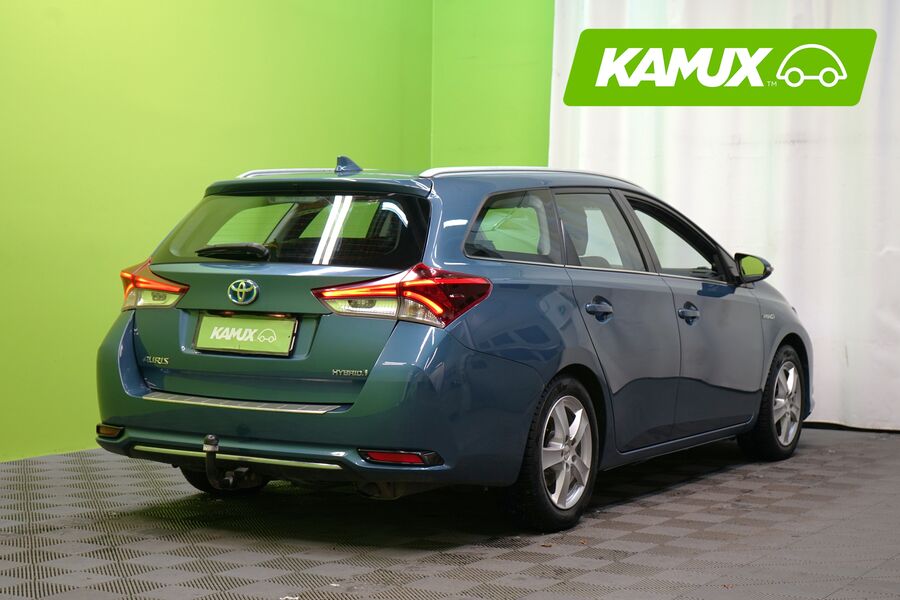 Toyota Auris vaihtoauto