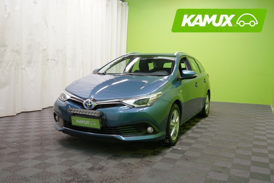 Toyota Auris vaihtoauto