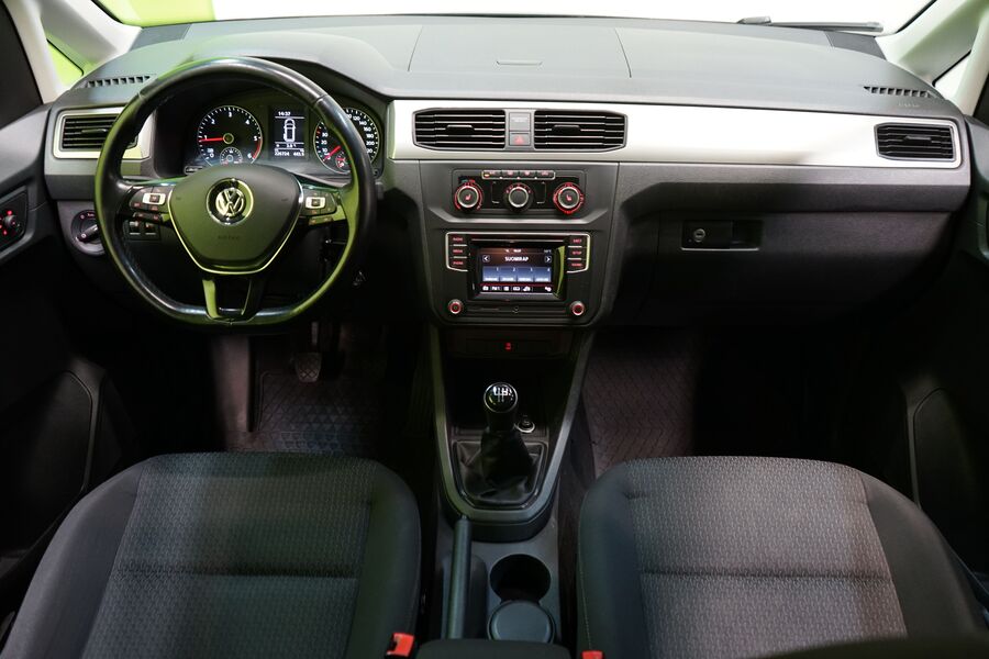 Volkswagen Caddy Maxi vaihtoauto