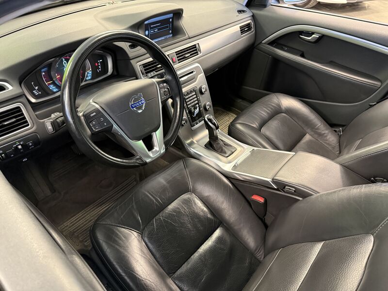 Volvo V70 vaihtoauto