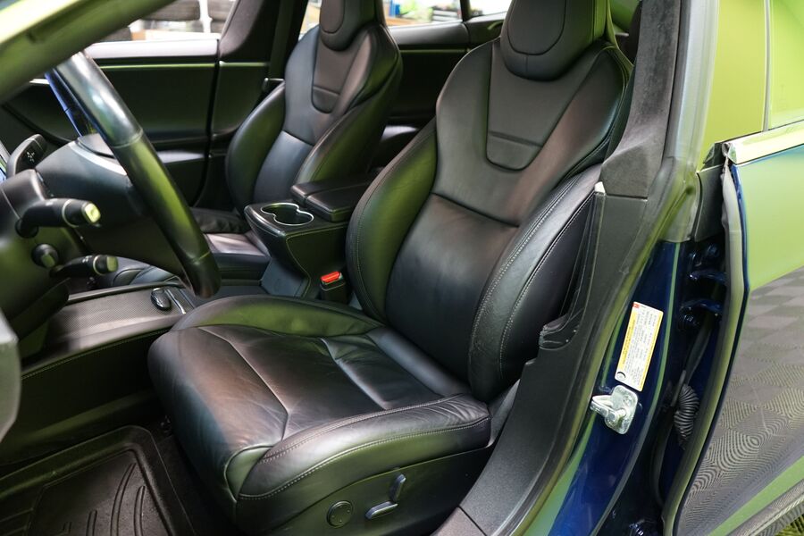 Tesla Model S vaihtoauto