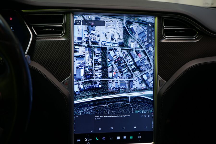 Tesla Model S vaihtoauto