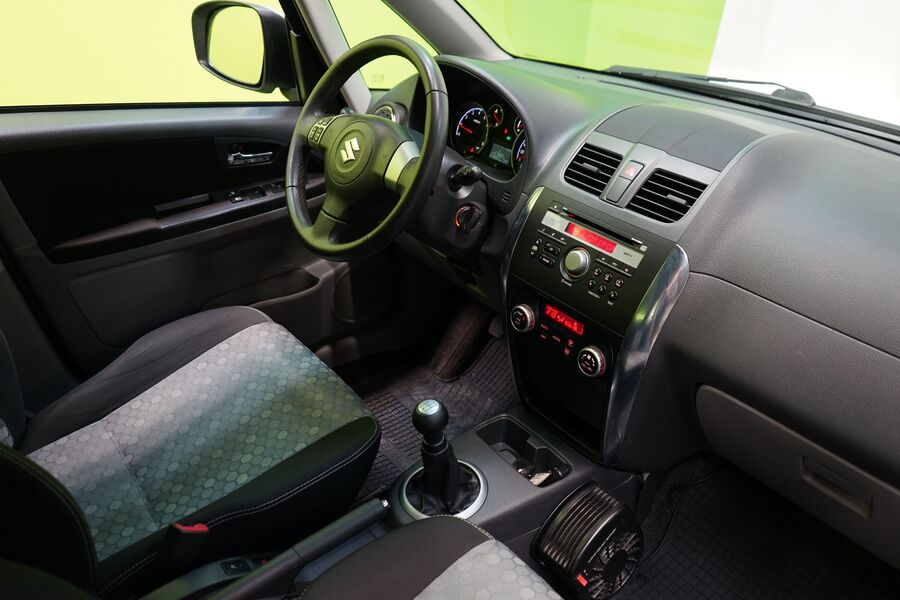 Suzuki SX4 vaihtoauto