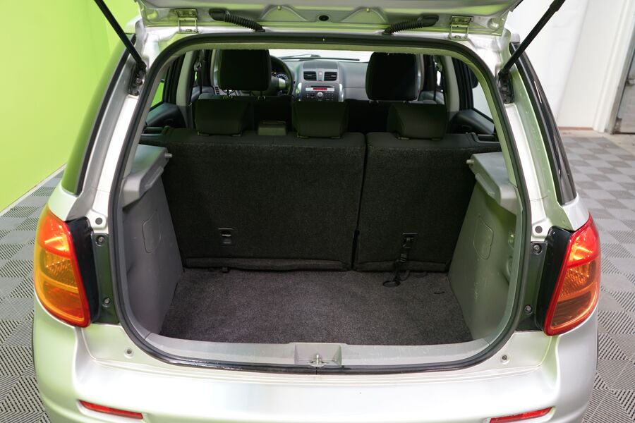 Suzuki SX4 vaihtoauto