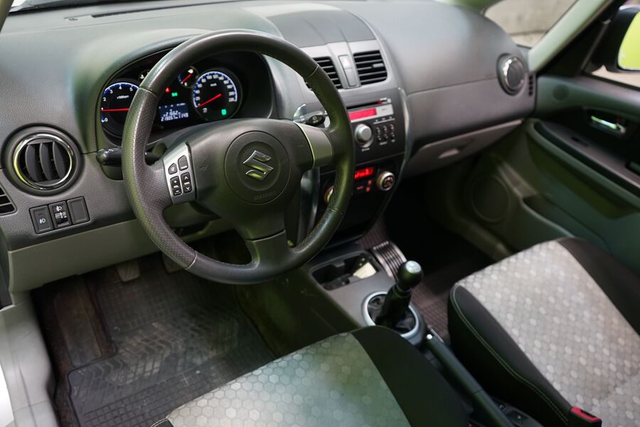 Suzuki SX4 vaihtoauto