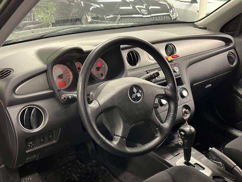 Mitsubishi Outlander vaihtoauto