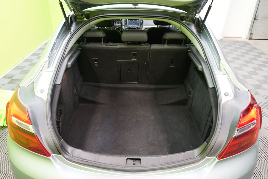 Opel Insignia vaihtoauto