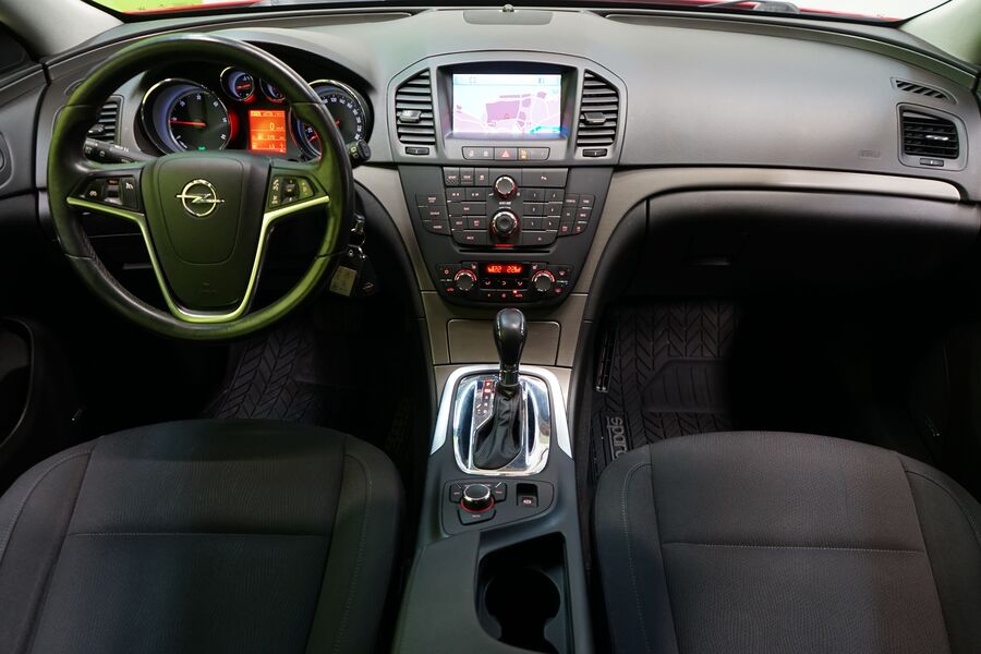 Opel Insignia vaihtoauto