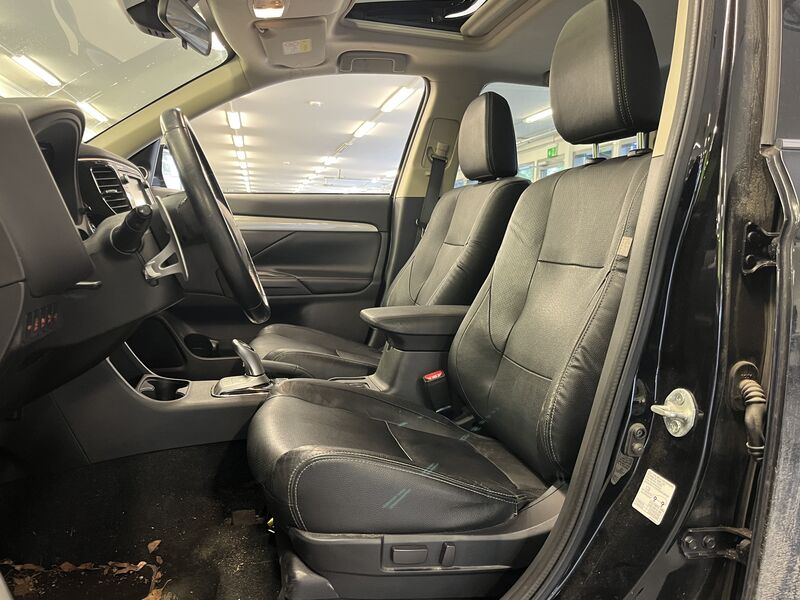 Mitsubishi Outlander PHEV vaihtoauto