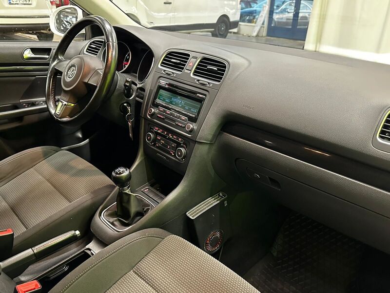 Volkswagen Golf vaihtoauto