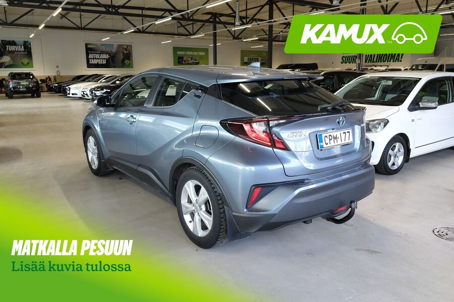 Toyota C-HR vaihtoauto