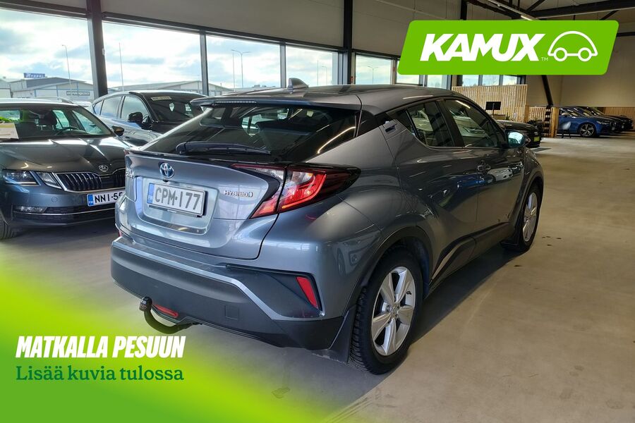 Toyota C-HR vaihtoauto