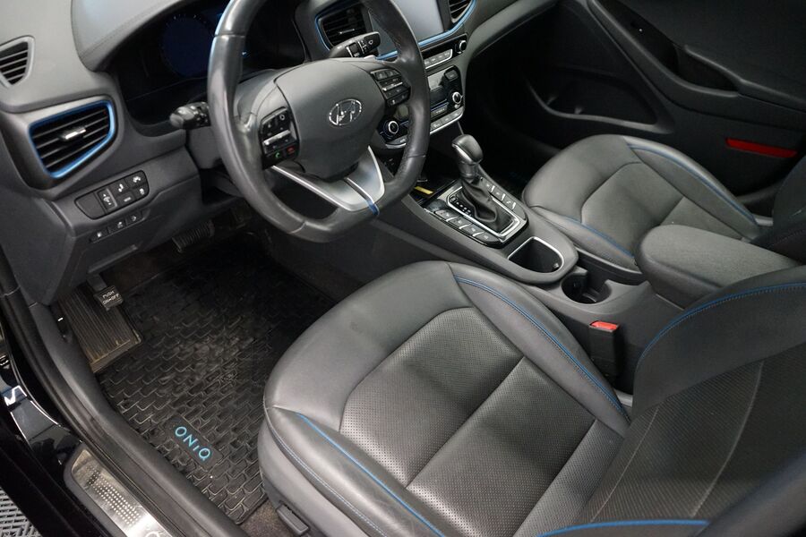 Hyundai IONIQ plug-in vaihtoauto