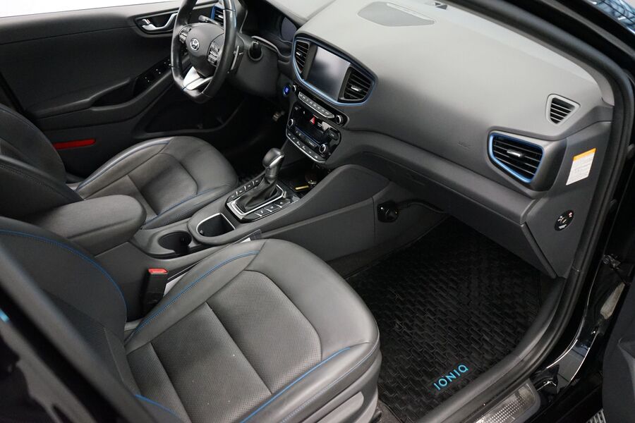 Hyundai IONIQ plug-in vaihtoauto