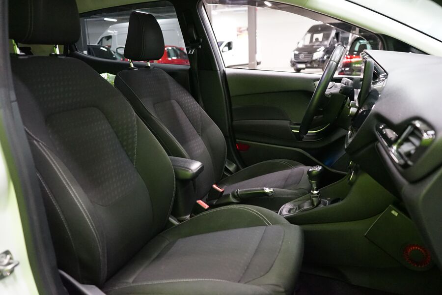 Ford Fiesta vaihtoauto