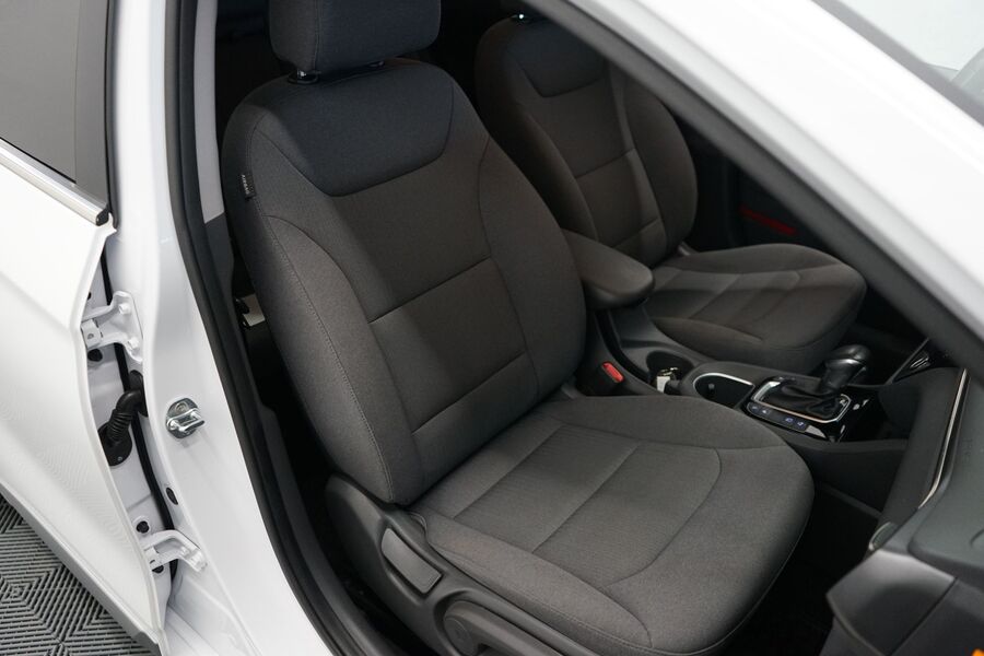 Hyundai IONIQ plug-in vaihtoauto