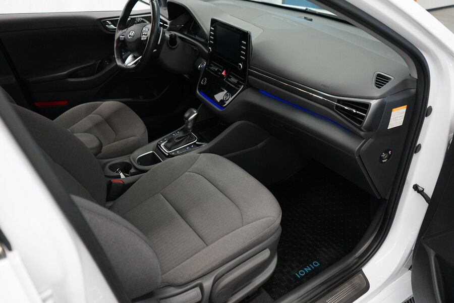 Hyundai IONIQ plug-in vaihtoauto