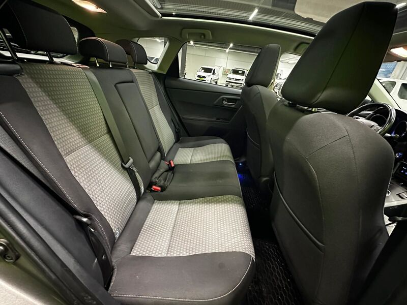 Toyota Auris vaihtoauto