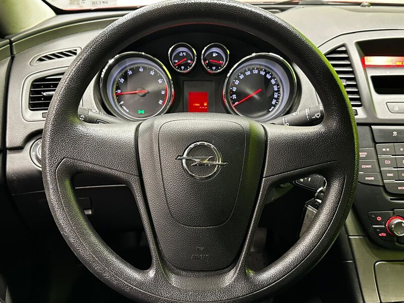 Opel Insignia vaihtoauto