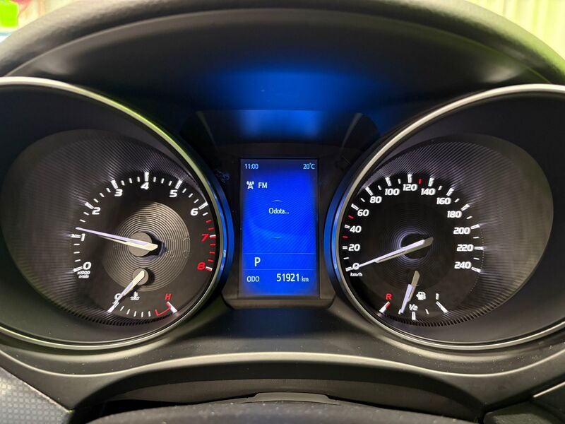 Toyota Avensis vaihtoauto