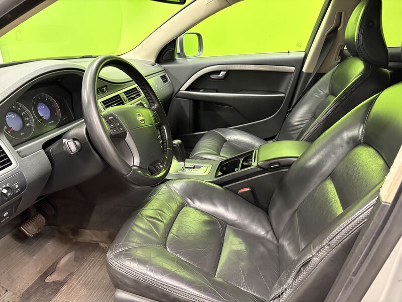 Volvo XC70 vaihtoauto