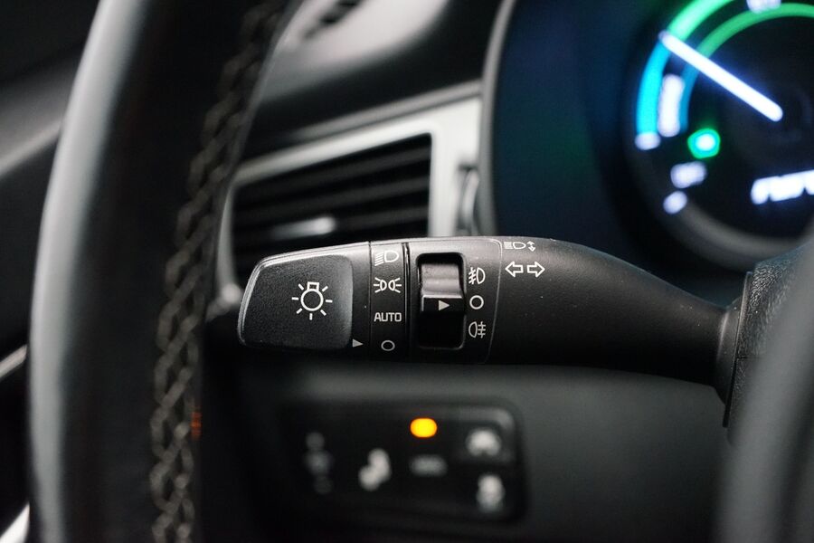 Kia Niro plug-in vaihtoauto