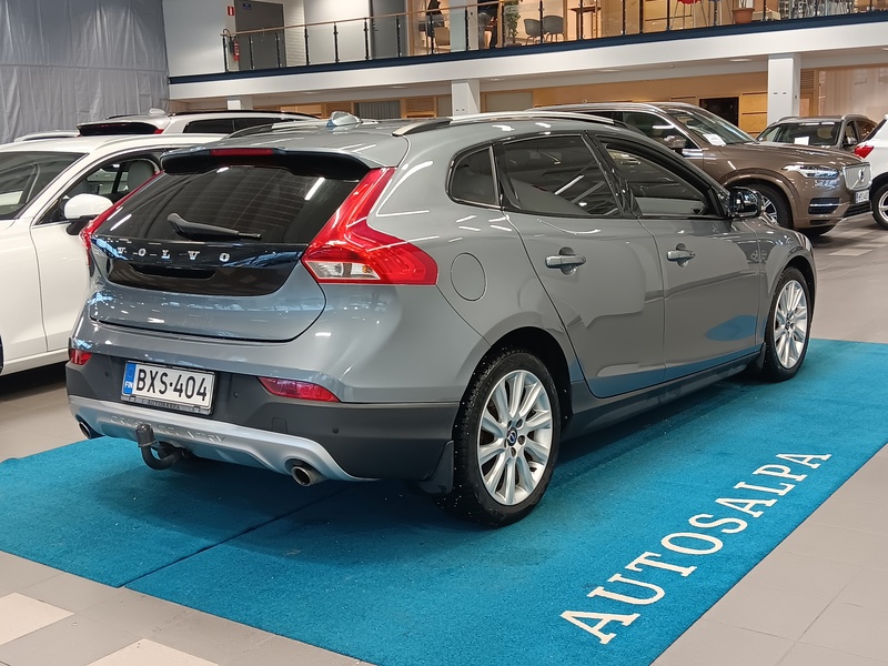 Volvo V40 Cross Country vaihtoauto
