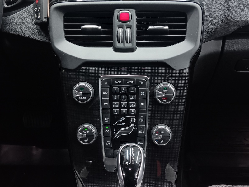 Volvo V40 vaihtoauto