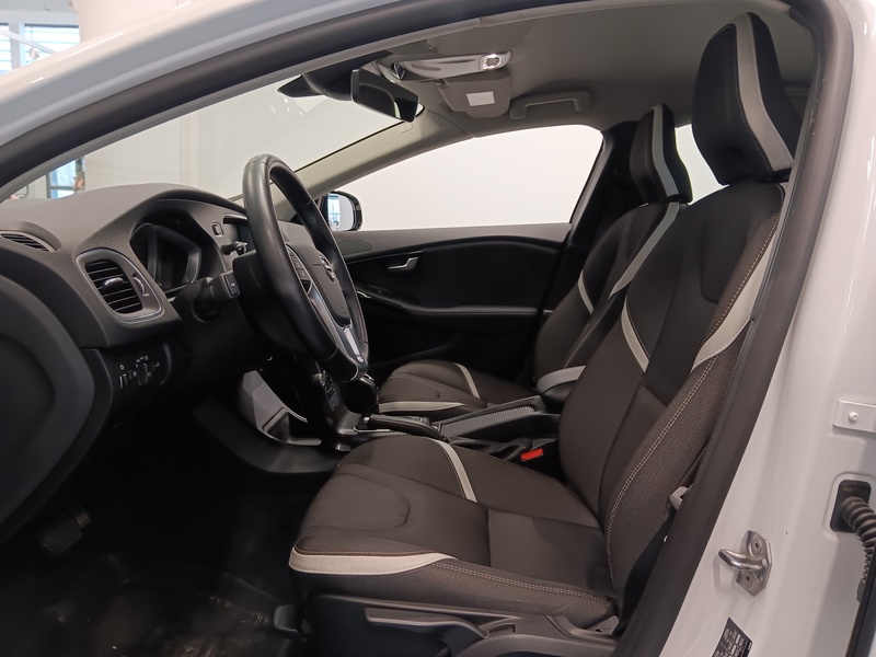 Volvo V40 vaihtoauto