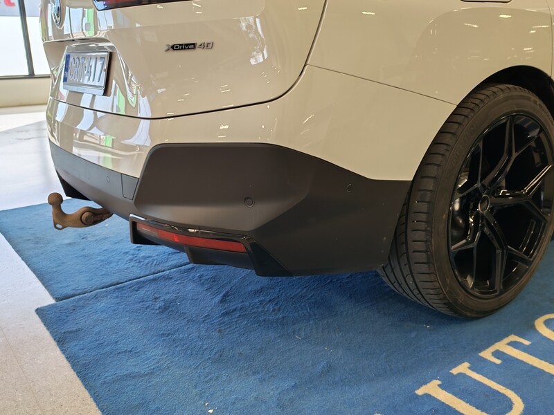 BMW iX vaihtoauto