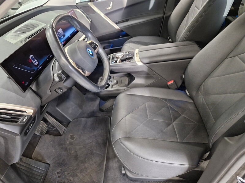 BMW iX vaihtoauto